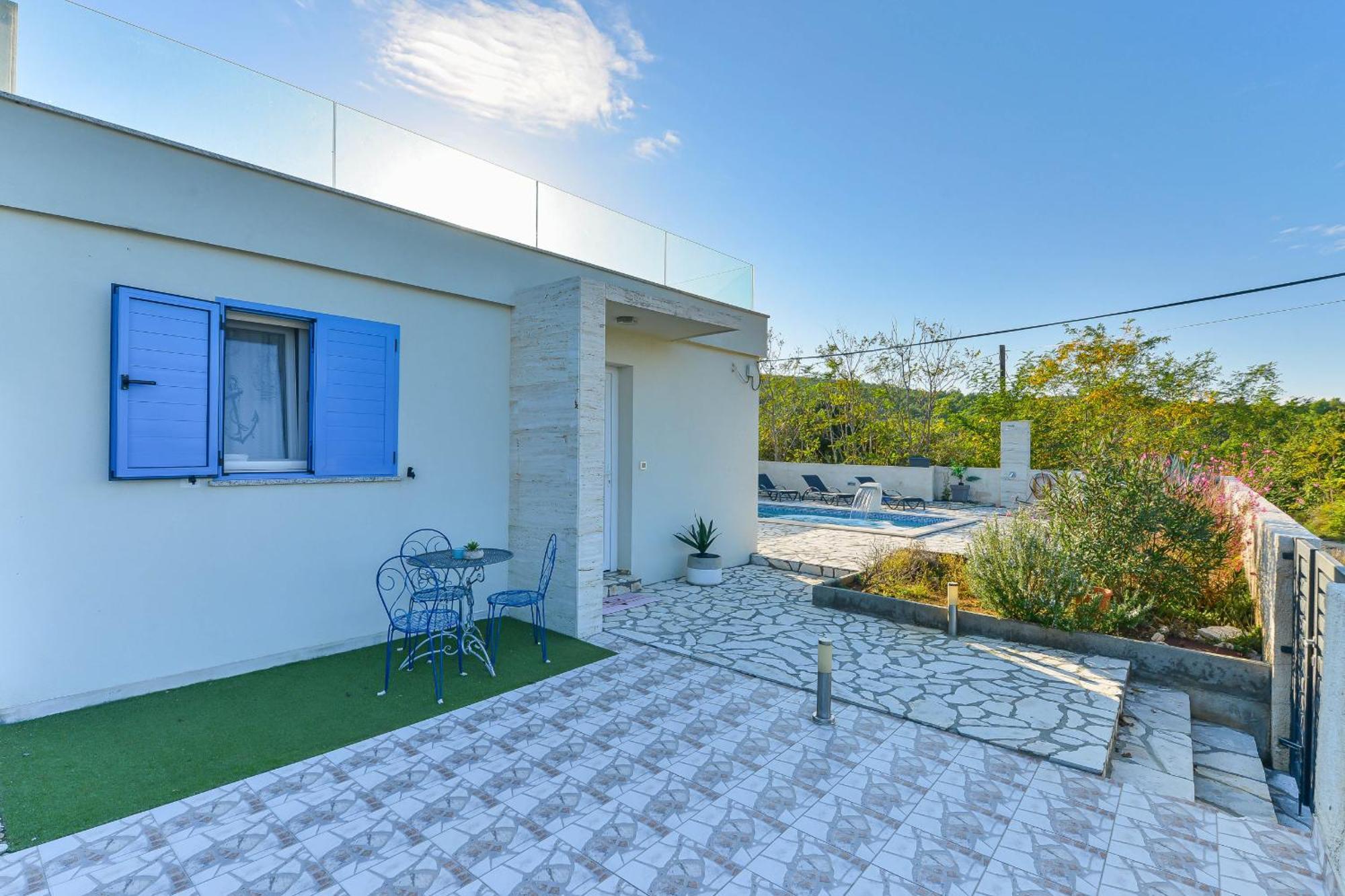Villa Anna With Pool, Zadar County ヴィンイェラック エクステリア 写真