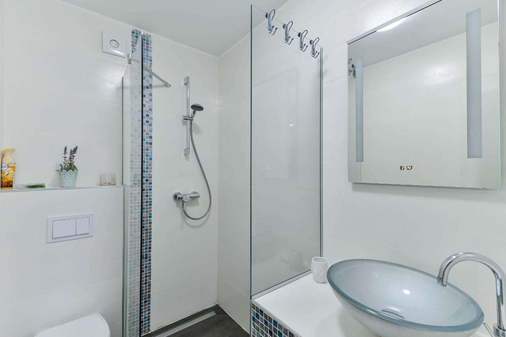 Villa Anna With Pool, Zadar County ヴィンイェラック エクステリア 写真