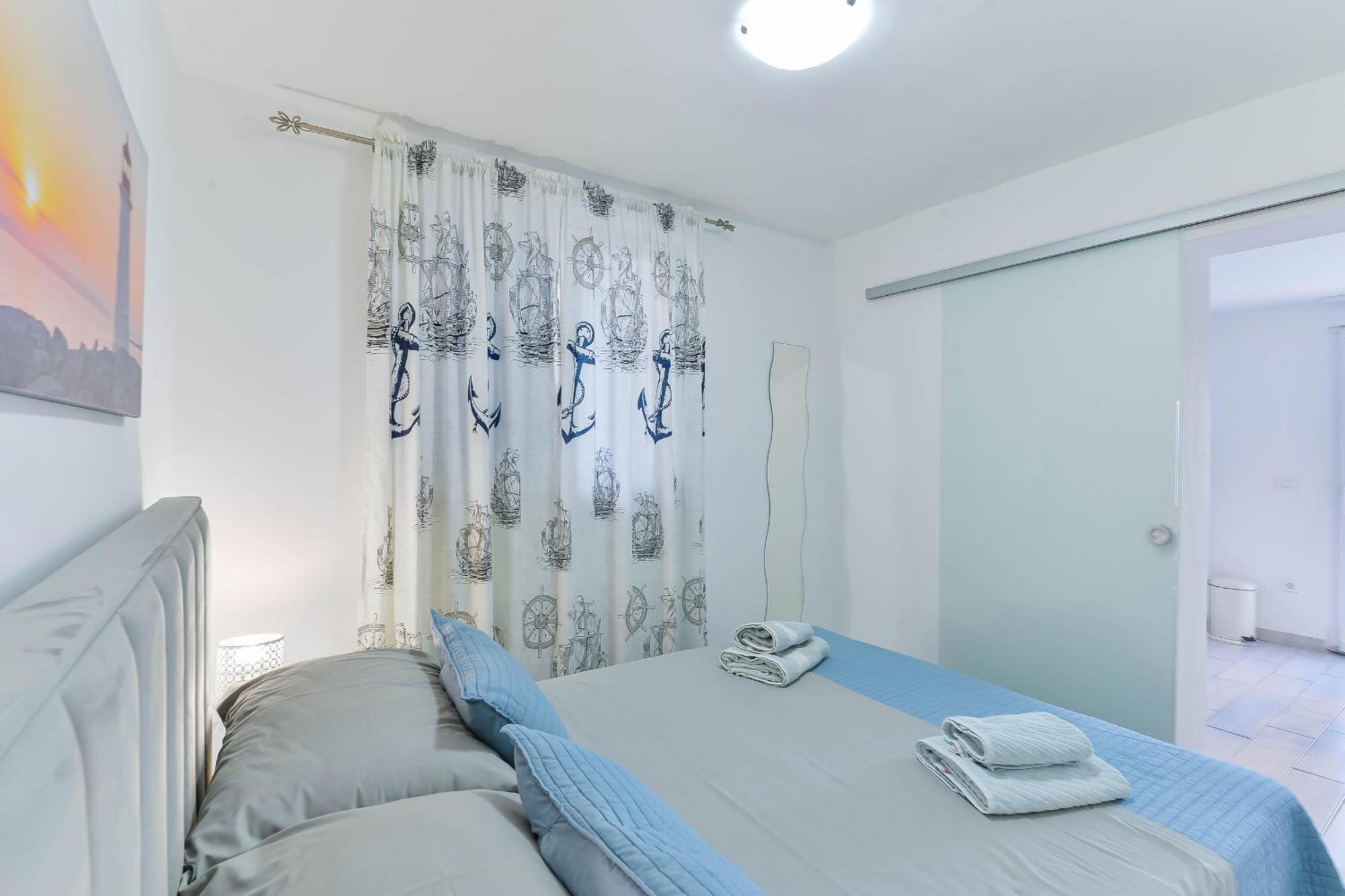 Villa Anna With Pool, Zadar County ヴィンイェラック エクステリア 写真