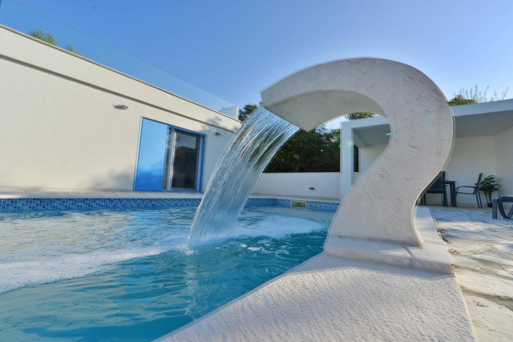 Villa Anna With Pool, Zadar County ヴィンイェラック エクステリア 写真